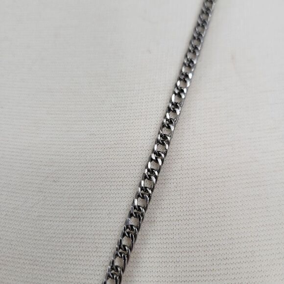 3 Cross Necklace Silver-toned Chain Hammered Metal Crosses - Picture 4 of 6